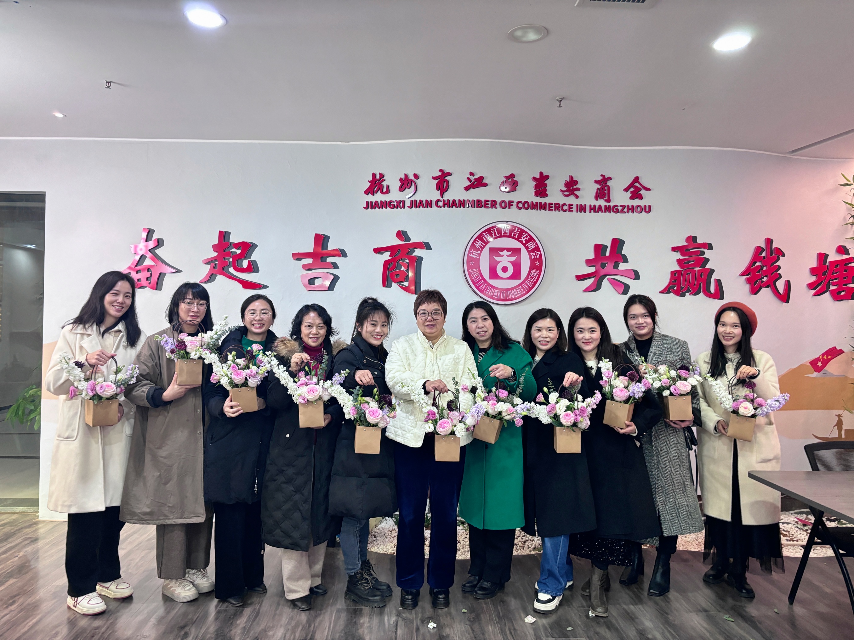 009f44c2cc936e2c802cd13416d4e1c_副本.jpg